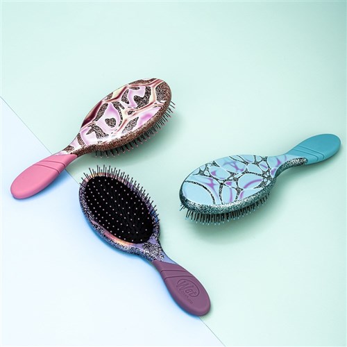 WetBrush Pro Cosmic Lava Detangler Teal