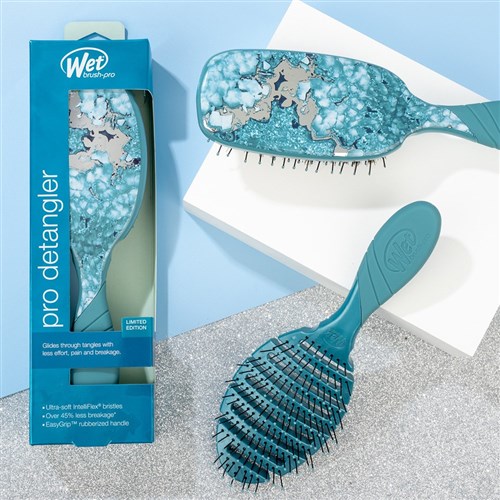 WetBrush Pro Mineral Sparkle Detangler Teal