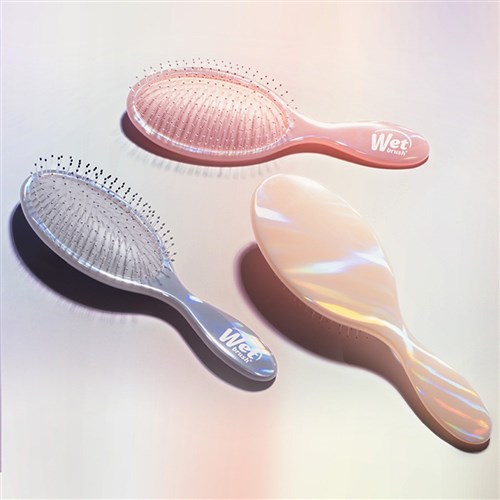 WetBrush Iridescence Icon Detangler Cream